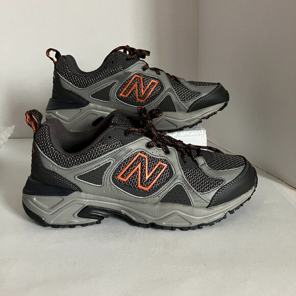 New Balance Trail Running Shoes Size Mens 7 Grey/Black/Orange MT481LC3.